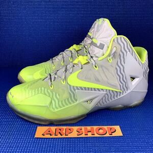 🔴 NIKE LEBRON 11 COLLECTION Men`s Size 11.5 Grey Basketball Shoes 683252-074